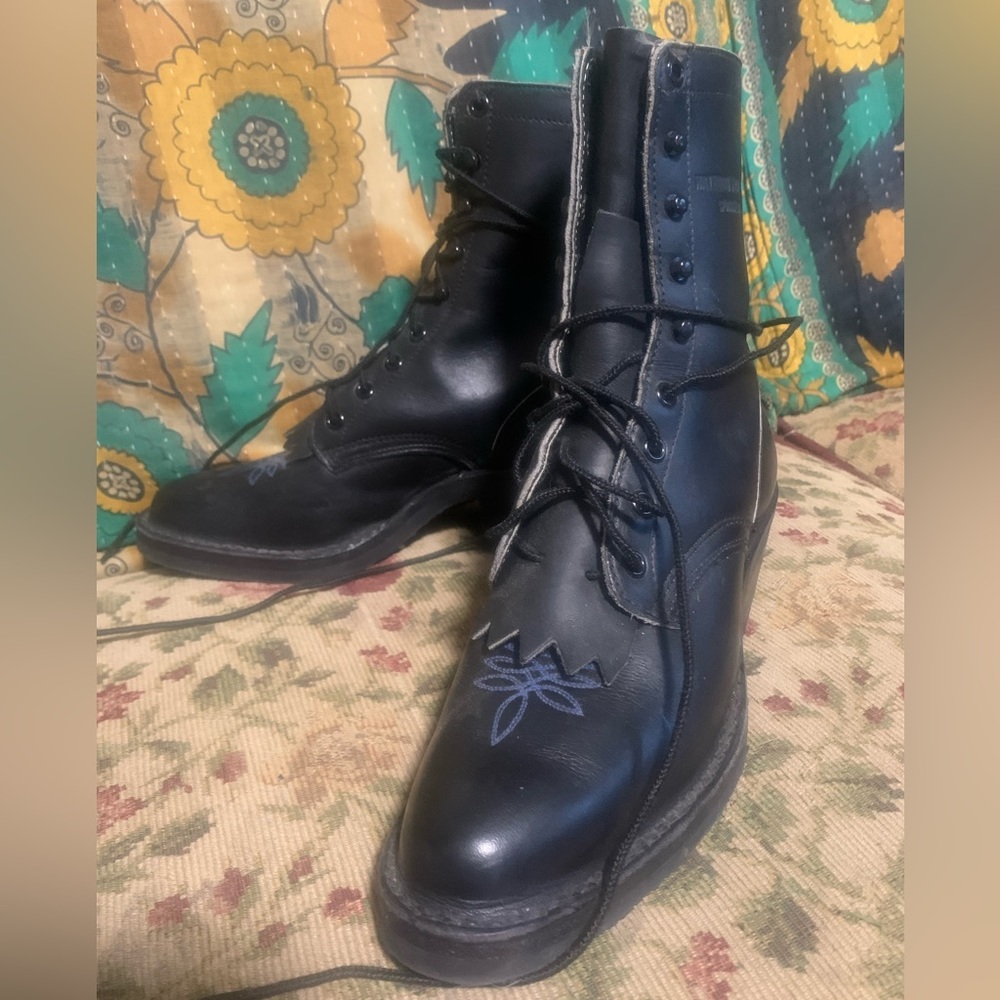 Black boots, Hathorn boot mfg. biltrite neoprene heel, vibram sole